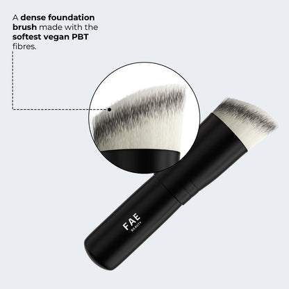 Face Card Foundation Brush